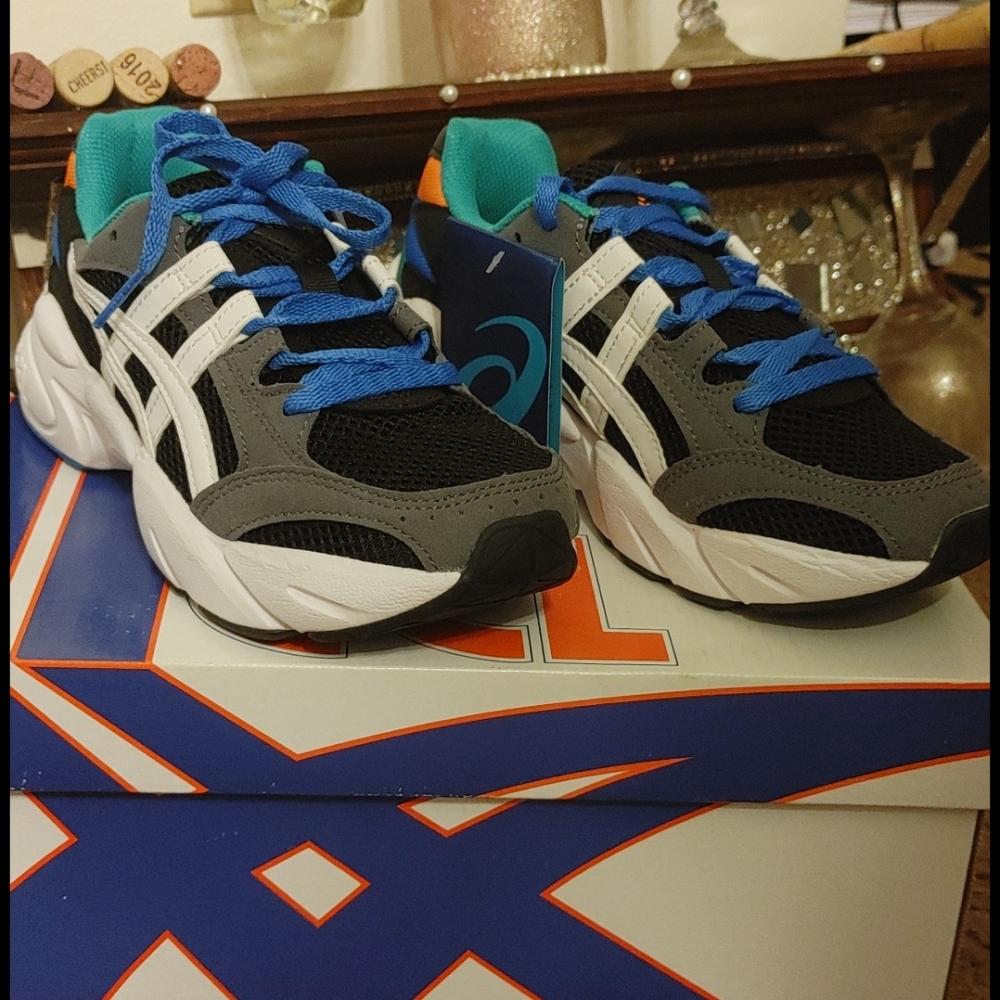 asics gel shoes